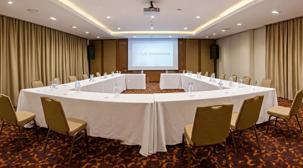 hotel bien ubicado para negocios