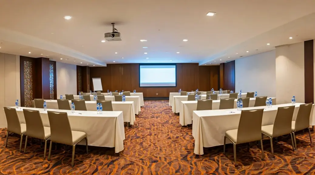 hotel cerca centro de eventos